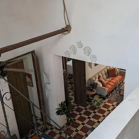 Apartamento Old 2-bedroom 2-bath